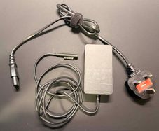 Microsoft Surface 65W Power Supply