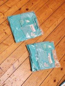 Deliveroo T Shirts Size M