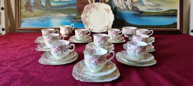 Vintage 33 Piece Royal Albert Crown China Floral Spray Tea Set For 10 Person Setting Made In England