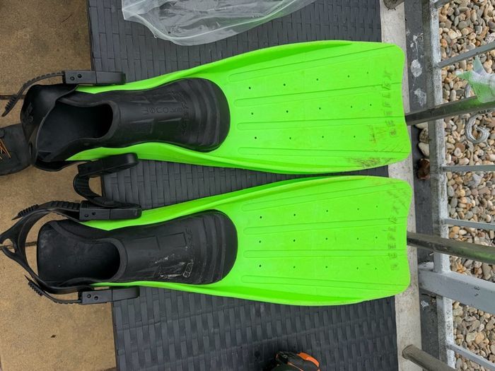scuba diving open heel fins