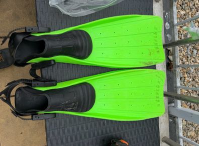 scuba diving open heel fins