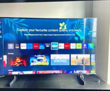 43 Inch Samsung Smart TV