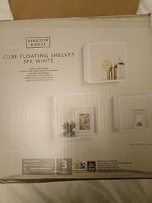 Cube floating shelves