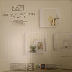 Cube floating shelves