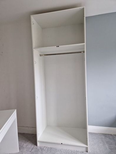 Built in wardrobe