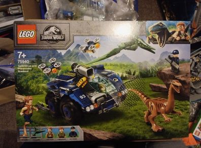 Lego 75940 Gallimimus and Pteranodon Breakout