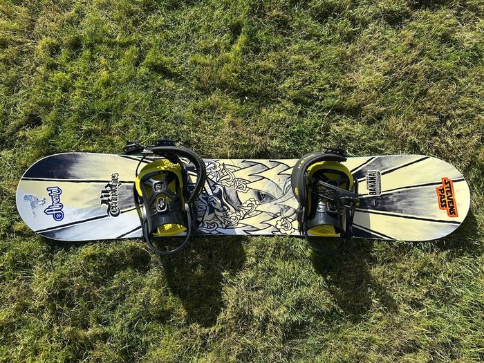 Junior Snowboard with Bindings and Travel Bag