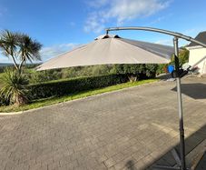 Tiltable patio umbrella