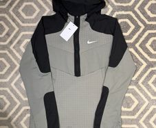 Nike Top