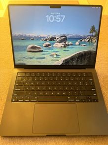 MacBook Pro M3 Pro 14.2" - 18gb ram - 1TB drive