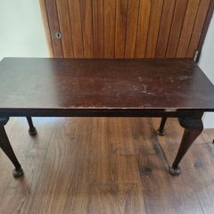 Antique style coffee table