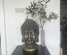 Buddha head