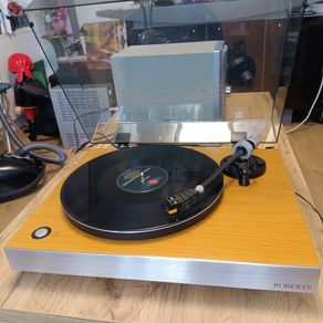 ROBERTS RT 200 Elite turntable