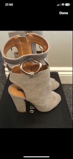 Size uk37 shoes
