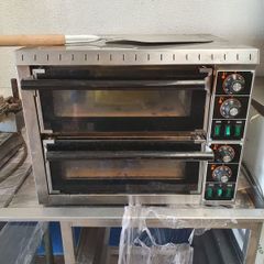Commercial pizza oven
