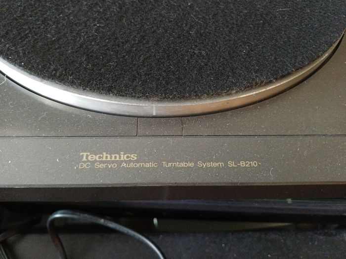 Technics Turntable