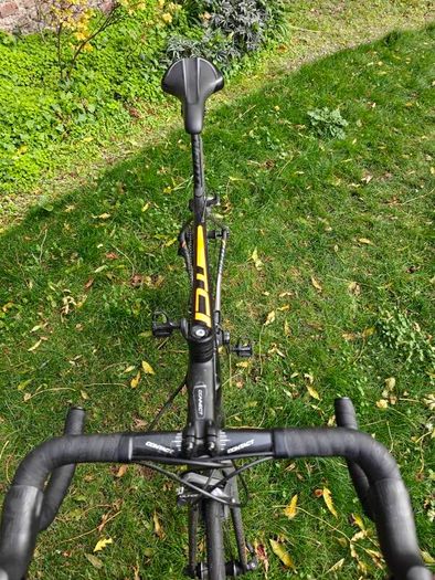 Giant Racing Bike