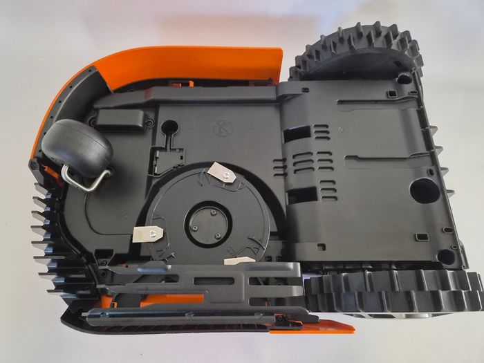 Worx Landroid WR141E Robotic lawnmower, App Controlled