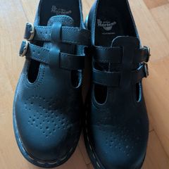 Ladies Vegan Doc Martens Mary Jane's 8065, Barely Worn