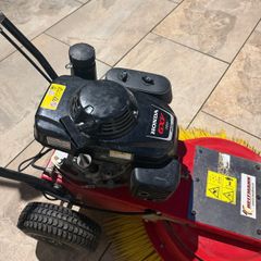 Honda heitmann rotating brush cleaner