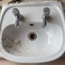 Free bathroom sink Image 2