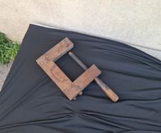 Vintage wood clamp tool postage possible