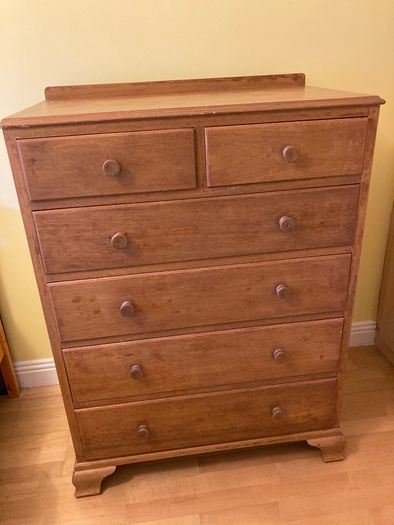 Chest of drawers