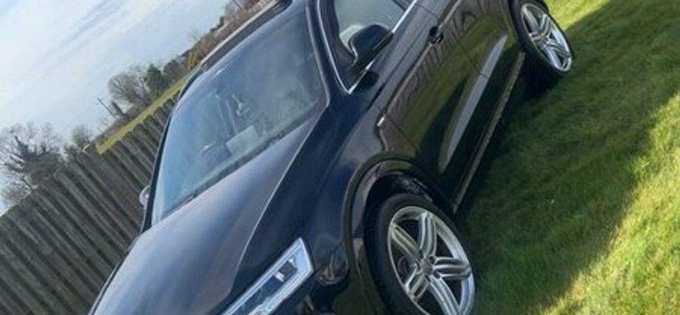 Audi Q3 panoramic roof