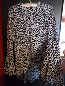 Leopard Flared Sleeve Top BNWT - UK 10