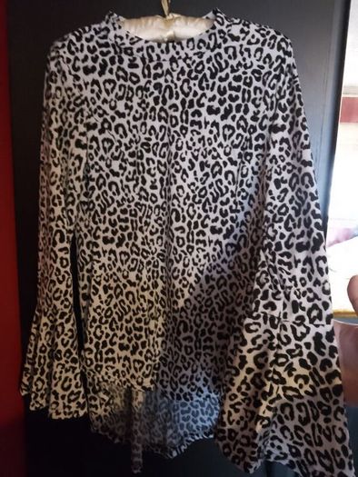 Leopard Flared Sleeve Top BNWT - UK 10