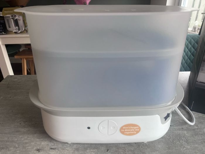 steriliser (Tommee Tippee)