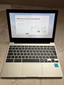 Samsung Galaxy Chromebook Go