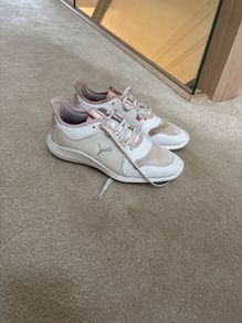 Ladies puma golf shoes
