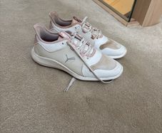 Ladies puma golf shoes