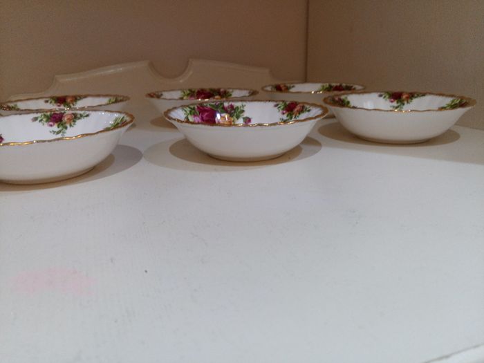 Dessert / Cereal Bowls x 6 Royal Albert Old Country Roses Bone China