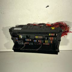 BMW F01 F02 F04 7 Series Power distribution box front Fuse Box 9151320 A1l1b67g