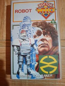 Doctor Who VHS Robot in very good condition