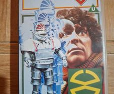 Doctor Who VHS Robot in very good condition
