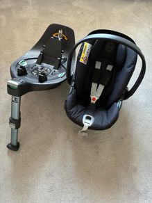 Cybex Cloud Z i-Size & Base Z Isofix Base