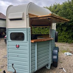 Rice Coffee Horse Box