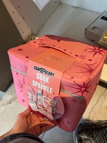 Skin care gift bag