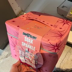 Skin care gift bag