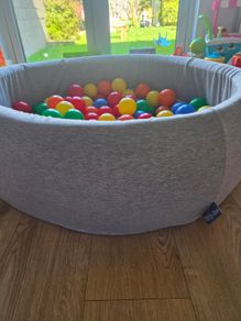 Kiddy Moon Ballpit