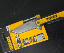 Dewalt utility knife