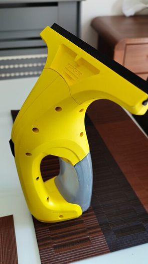 Karcher window cleaner