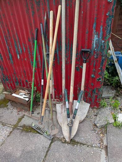garden tools