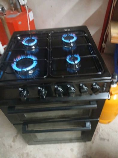 Gas Cooker