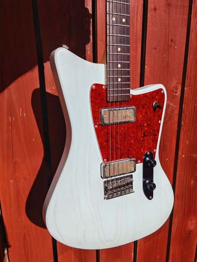 Trent Guitars UK Model 1 Custom Offset Guitar Sonic Blue (Delivery available)