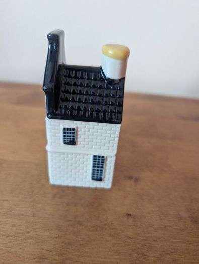 KLM house no.11
