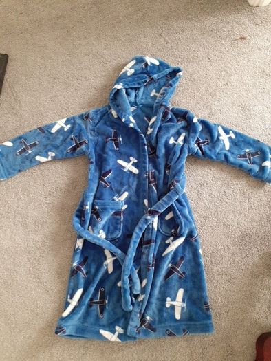 M&S Dressing gown 9-10 years